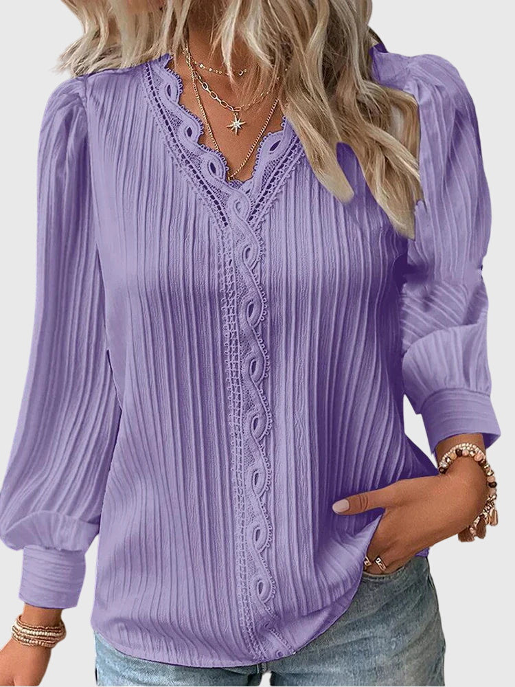 Robin | Elegant Pullover Blouse