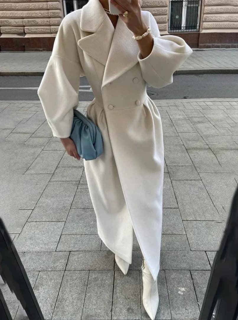 Elowen – Elegant Long Coat