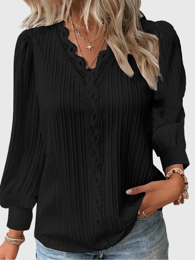Robin | Elegant Pullover Blouse