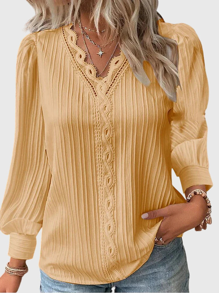 Robin | Elegant Pullover Blouse