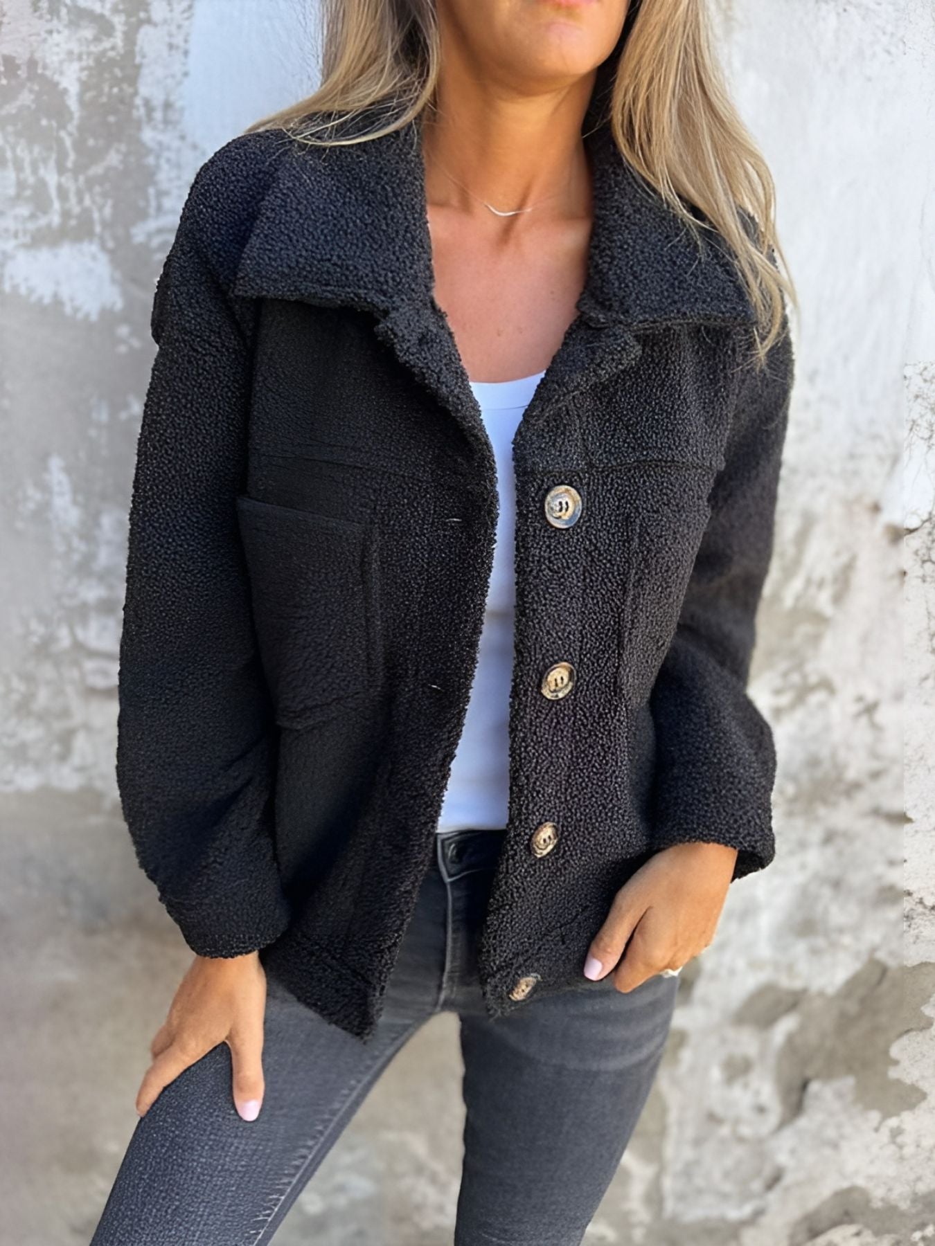 Léa - Elegant and Warm Coat
